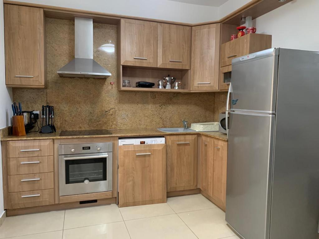 Protea Court Apartments, St Julians Saint Julian's Exterior photo